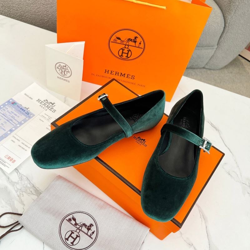H**mes flat shoes
